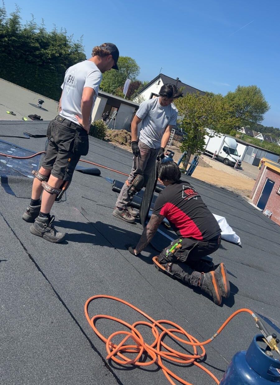 PJH totaalservice op bitumen dak